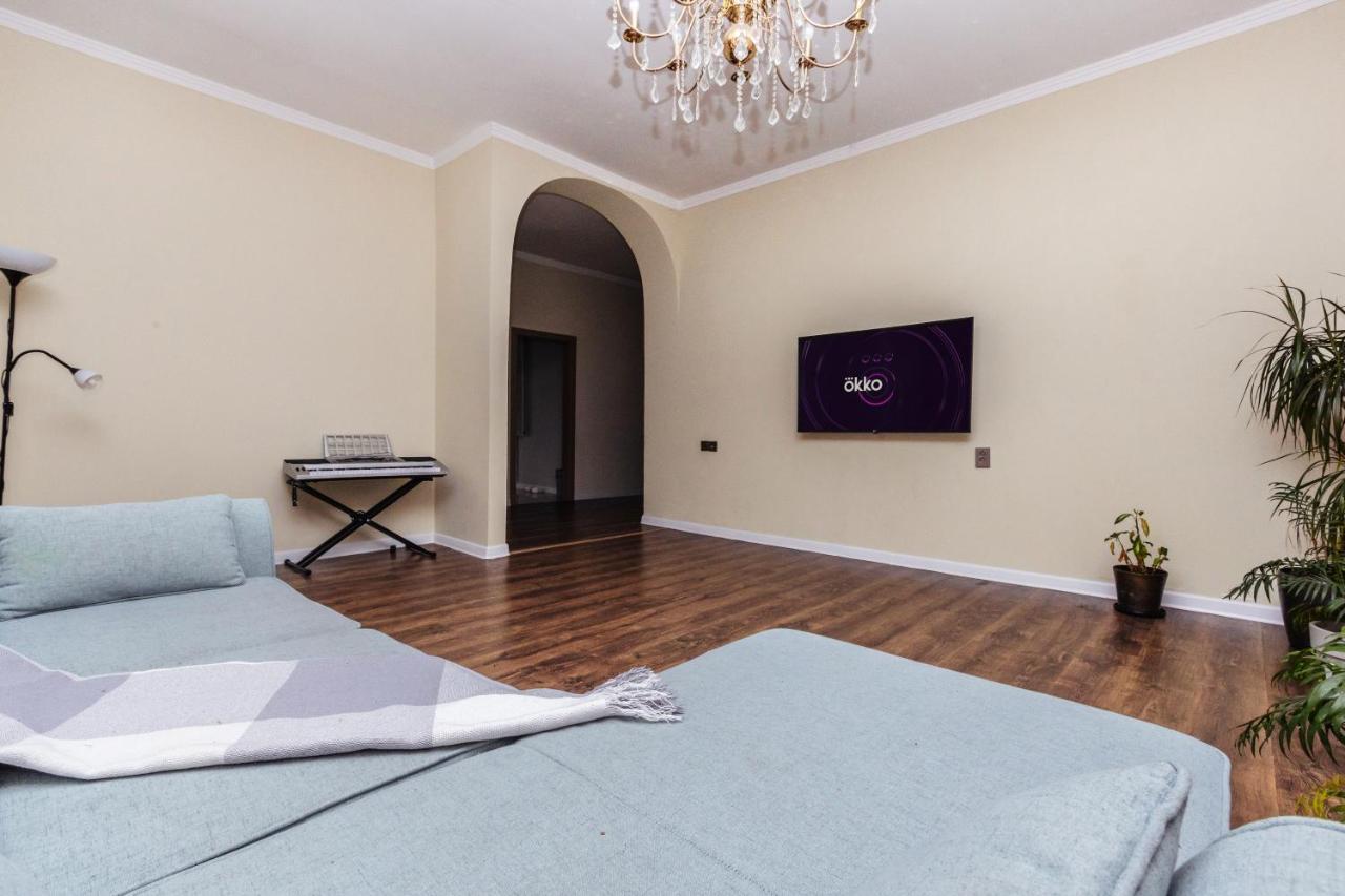 Просторные Апартаменты Класса Люкс Soukhoumi Extérieur photo