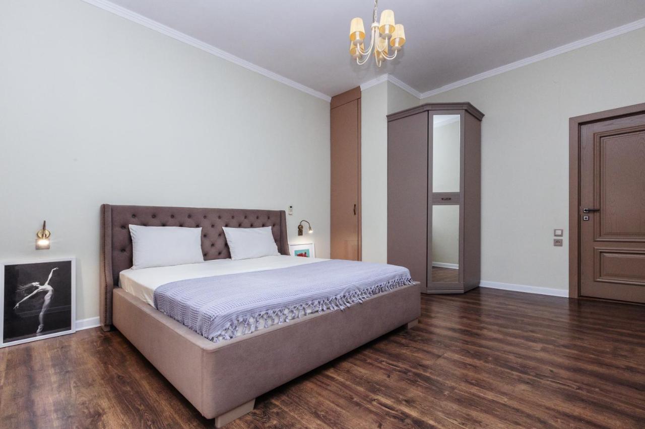 Просторные Апартаменты Класса Люкс Soukhoumi Extérieur photo